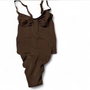 Skims Seamless Sculpt Bodysuit